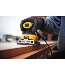 DeWALT Шліфмашина вібраційна DeWalt 230Вт 14000об/хв 108х115мм амплітуда 1.6мм 1.28кг