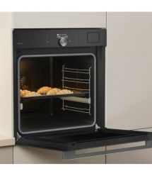 Gorenje Духовой шкаф электрический, 77л, A+, пар, дисплей, пиролиз, приготовл. на разн. уровнях, черный