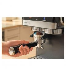 Sencor Кавоварка Sencor ріжкова 1.8л, зерно+мелена, вдубована кавомолка, дисплей, нерж. сталь-чорний