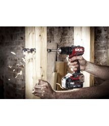 Skil Шуруповерт-дрель ударная аккумуляторная 3075 CA Compact 20В 1х2.5А·час 60Нм 500·1800об·мин 0.9кг