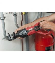 Skil Пила сабельная 4961 AA 900Вт пропил 200мм ход 29мм 3кг