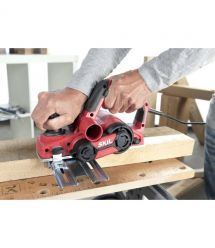 Skil Рубанок 1590 AA 710Вт 82мм строгание до 2мм 2.6кг