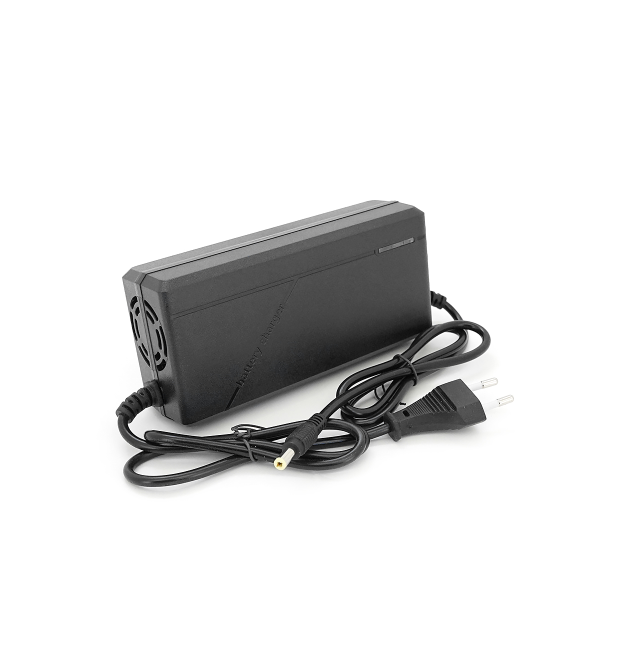 Зарядний пристрій LiitoKala Lii-294500 для Li-Ion акумуляторів 29.4V 5A, роз&aposєм 5.5*2.5 мм, Box