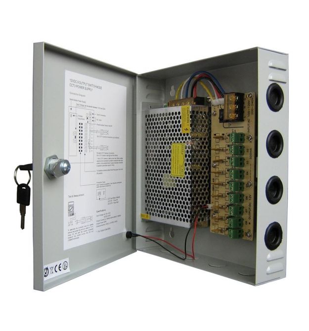 Импульсный блок питания 12V-10A / 9CH в боксе с замком перфорированный, 9-ти канальный, Q20