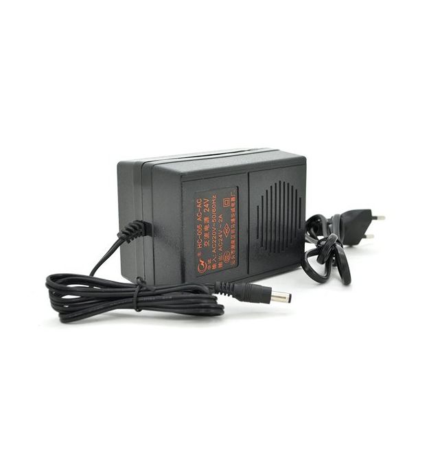 Преобразователь напряжения Трансформаторный HC-105W Input 220 V - Output 110V, + универсальная розетка