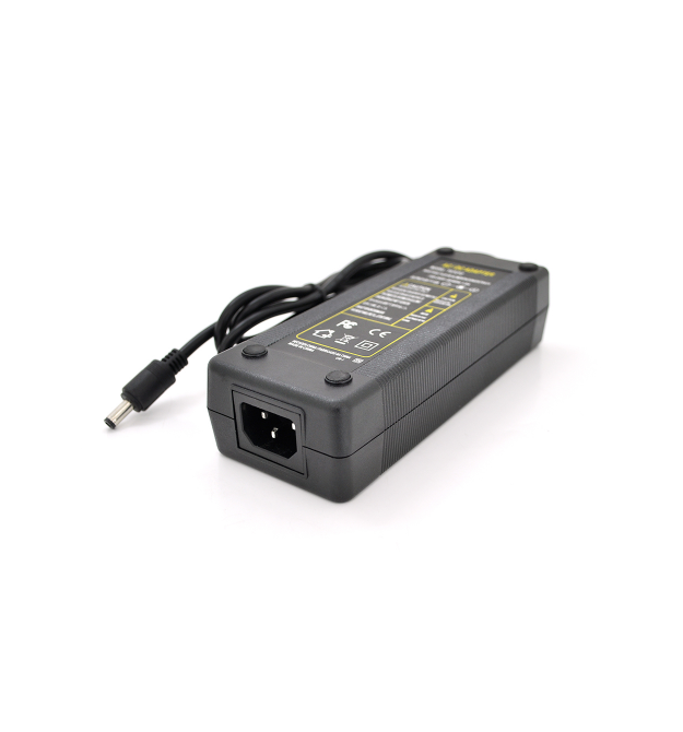 Импульсный адаптер питания YU-2410 24В 10А (240Вт) штекер 5,5 - 2,5 + шнур питания, длина 1,10м