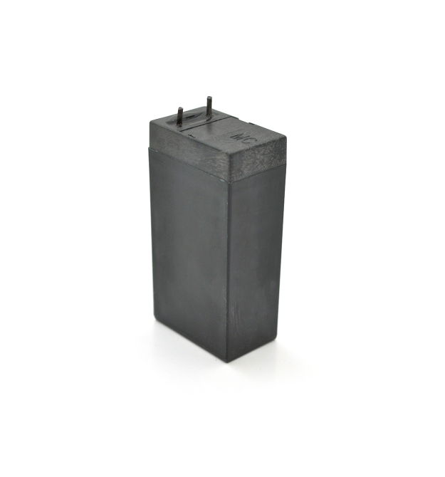 Аккумуляторная батарея MERLION AGM GP135 4 V 0,8 Ah (32,7 x 22,7 x 64,3), клеммы под пайку, Q300