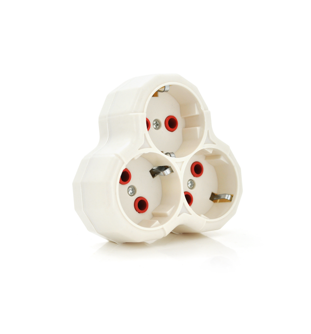 Розетка тройник с заземлением AK303 Light, White, Q12