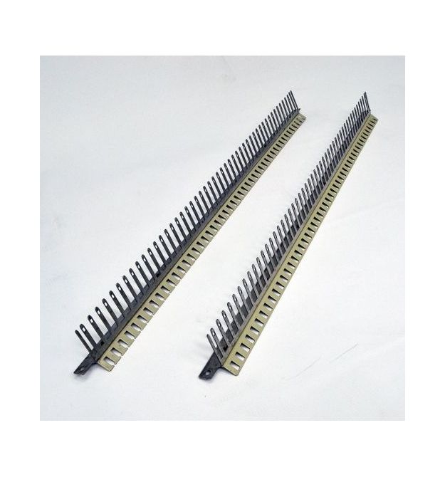 Скоба-тримач плінтів (до 48 шт.) з відкритим кабельним організатором