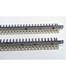 Скоба-тримач плінтів (до 48 шт.) з відкритим кабельним організатором