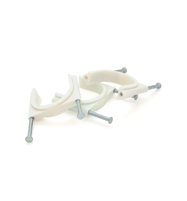 Скобы 40мм для крепления кабеля (12 шт - уп) белые