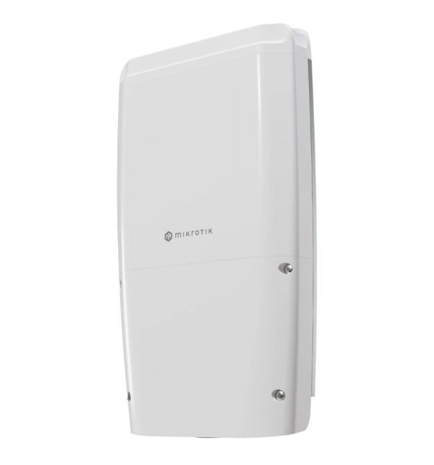 5-портовый управляемый коммутатор Mikrotik FiberBox Plus (CRS305-1G-4S+OUT)