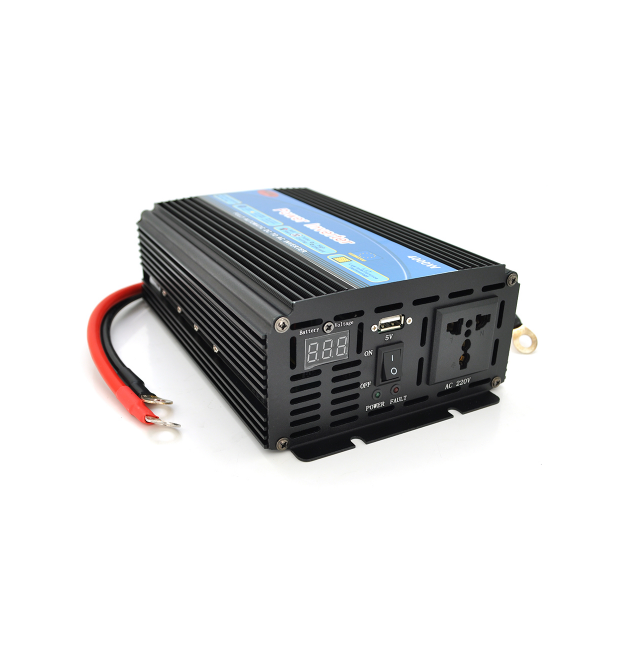 Інвертор напруги Wm-4000(2400Вт), 12 - 220 з апроксимованою синусоїдою, 1 універсальна розетка+USB, клемми