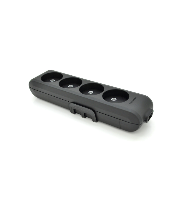 Колодка Panasonic X-tendia 4 гнізда, з захистними шторками, чорна