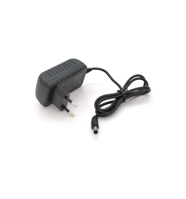 Зарядний пристрій для літієвих акумуляторів 15V 1A, штекер 5.5*2.5, BOX