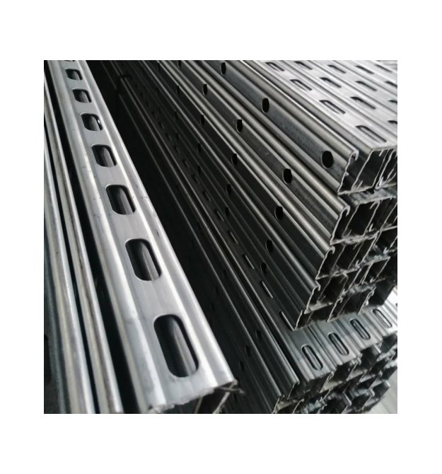 Профiль перфорованный оцинкованый 41*41*2.5(довжина 1 профiля 3м)