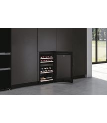 Haier Холодильник для вина, 82x49.7х58.5, холод.отд.-106л, зон - 2, бут-42, ST, дисплей, черный