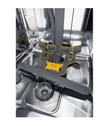 Whirlpool Посудомоечная машина встраиваемая, 14компл., A+++, 60см, дисплей, 3я корзина, белый