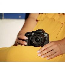 Цифрова фотокамера Canon EOS R10 body + адаптер EF-RF