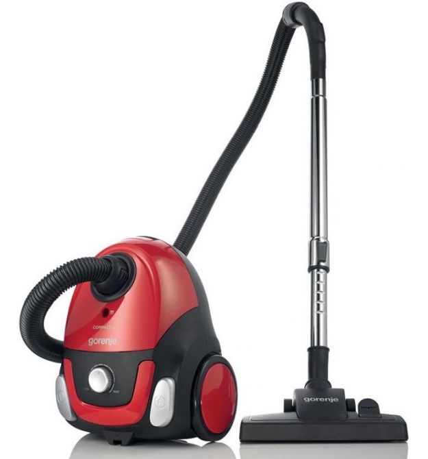 Gorenje Пилосос VCEB11CXRII/800 Вт/мішок 2 л./3 насадки/універс. щітка/телескопіч. трубка/червоний