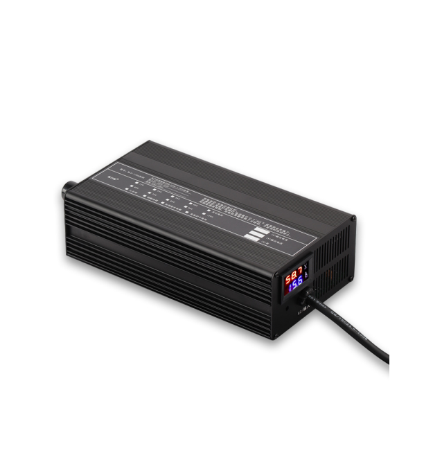 Зарядний пристрій для акумуляторів 36 - 48 - 60 - 72V, 15Ah, 1300W, LED-індикація