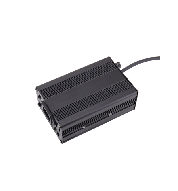 Зарядний пристрій для акумуляторів AGM 60V, 4A, + крокодили, 135x90x50mm