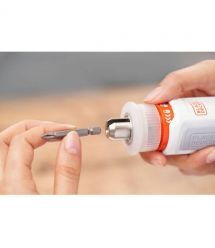 Аккумуляторная отвертка BLACK+DECKER BCRTA01