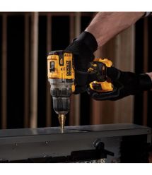 Набор из двух инструментов бесщеточных DeWALT DCK2110L2T