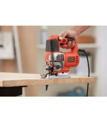 Пила лобзиковая сетевая BLACK+DECKER BES610