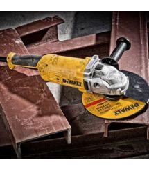 Шлифмашина угловая - болгарка сетевая DeWALT DWE492S