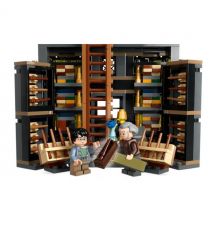 LEGO Конструктор Harry Potter Магазины Оливандера и мантий от Мадам Малкин