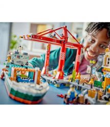 LEGO Конструктор City Морская гавань с грузовым судном