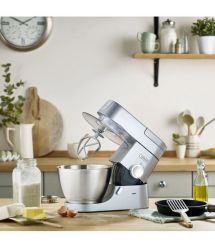 Kenwood Кухонная машина Chef, 1000Вт, чаша-пластик, корпус-металл, насадок-3, серебристый