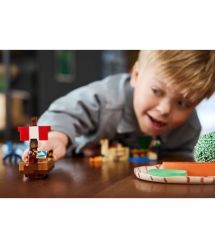 LEGO Конструктор Minecraft Путишествие на пиратском корабле