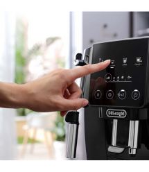 Delonghi Кофемашина Magnifica Start, 1.8л, зерно+мол., ручной капуч, авторецептов -4, подогрев чашек, счётчик порций, черный