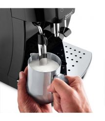 Delonghi Кофемашина Magnifica Start, 1.8л, зерно+мол., ручной капуч, авторецептов -4, подогрев чашек, счётчик порций, черный