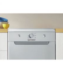 Indesit Посудомоечная машина 10компл., A+, 45см, серебристый