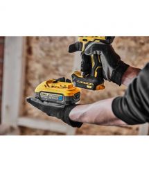 Дриль-шуруповерт акумуляторна безщіткова DeWALT