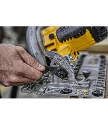 Пилка дискова мережева DeWALT DWE576K