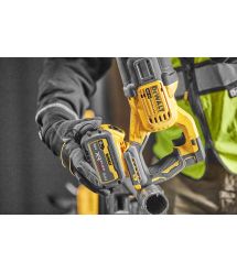 Пила шабельна акумуляторна DeWALT DCS386T1