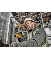 Шуруповерт ударный аккумуляторный бесщёточный DeWALT DCF840NT