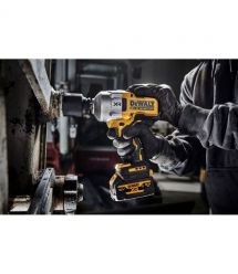 Гайковерт ударный аккумуляторный бесщёточный DeWALT DCF961N