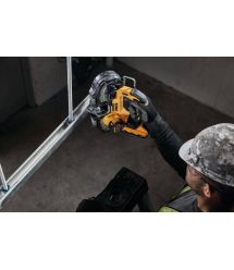 Пила стрічкова акумуляторна безщіткова DeWALT DCS377NT