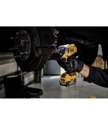 Гайковёрт ударный аккумуляторный бесщёточный DeWALT DCF901P2