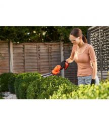 Кусторез-ножницы аккумуляторные BLACK+DECKER BCSS18D1