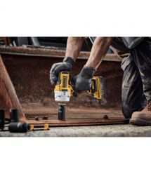 Гайковерт ударный аккумуляторный бесщёточный DeWALT DCF961H2T