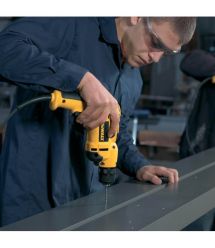 Дрель сетевая DeWALT DWD112S