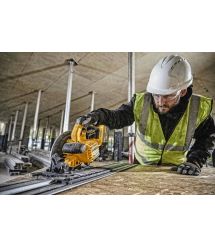 Пила дискова акумуляторна DeWALT DCS579T2