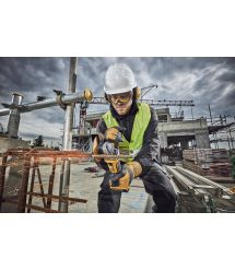 Шлифмашина угловая - болгарка аккумуляторная бесщёточная DeWALT DCG405P3