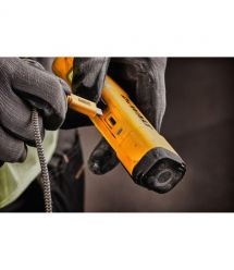 Фонарь светодиодный аккумуляторный DeWALT DCL183